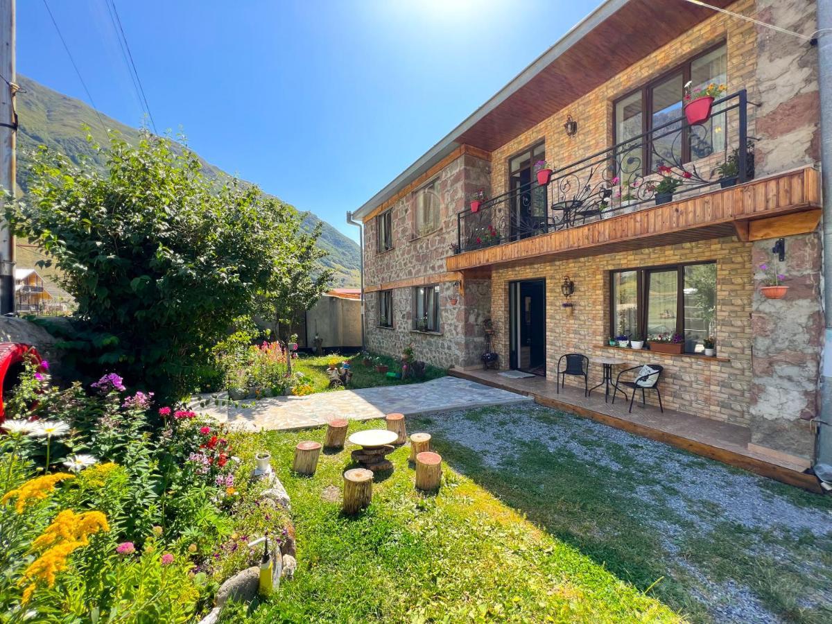 קזבגי Ia'S Guest House מראה חיצוני תמונה
