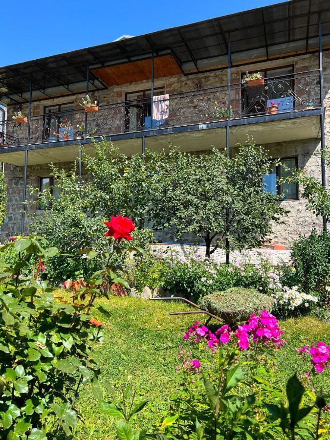 קזבגי Ia'S Guest House מראה חיצוני תמונה